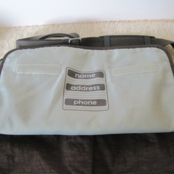 Kipling Madhouse Expandable Messenger Bag - Picture 5 of 12